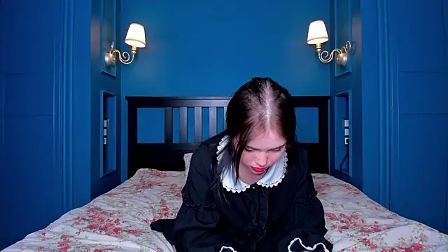 NineSemens online show from May 3, 2026, 7:50 pm