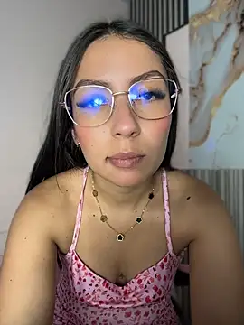 Snapshot of Julieth_ec chatting on June 29, 2026, 12:16 pm Julieth ec online show from June 29, 2026, 12:16 pm