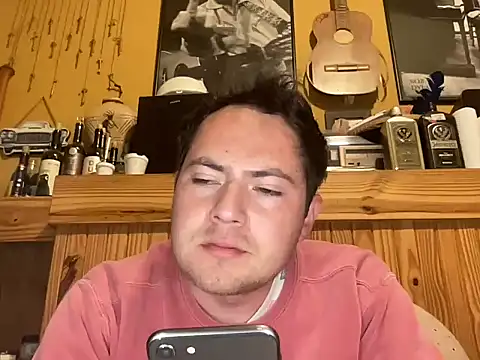 alecsgzz online show from May 16, 2026, 2:32 am