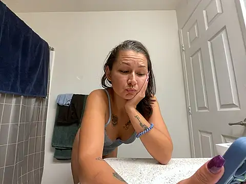 Baybeecakes online show from July 22, 2026, 5:09 am