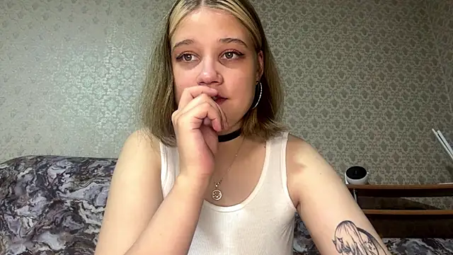 Snapshot of HildeConery chatting on May 29, 2026, 4:24 pm HildeConery online show from May 29, 2026, 4:24 pm