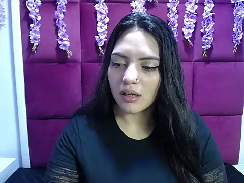 Snapshot of Isabella_Mora_ chatting on May 9, 2026, 3:54 am Isabella Mora online show from May 9, 2026, 3:54 am