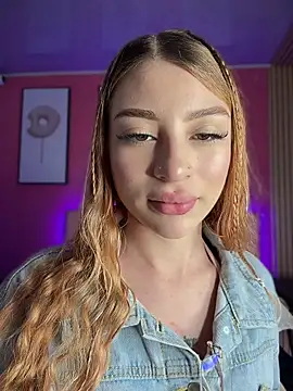 Snapshot of Jessy_Queen chatting on May 12, 2026, 7:42 pm Jessy Queen online show from May 12, 2026, 7:42 pm