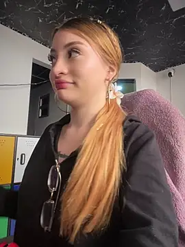 Jessy Queen online show from July 13, 2026, 7:02 pm