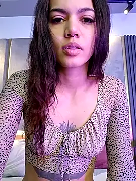 Snapshot of VeroJenkins_ chatting on July 3, 2026, 1:28 pm VeroJenkins online show from July 3, 2026, 1:28 pm