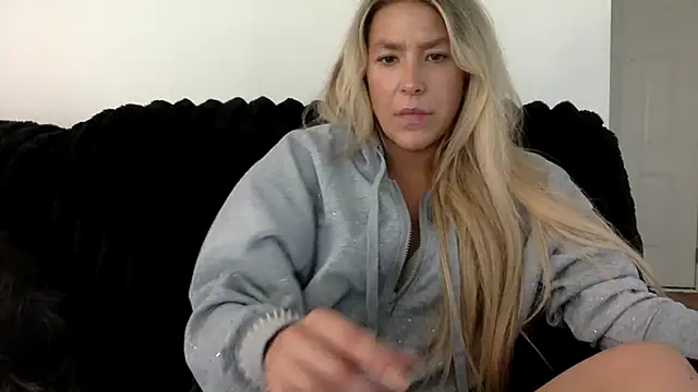 Misss alyssaaa online show from May 20, 2026, 3:09 pm