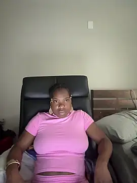 princesselizabeth online show from June 3, 2026, 2:33 pm