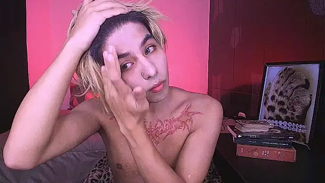 Aronn 44 online show from May 16, 2026, 3:55 pm