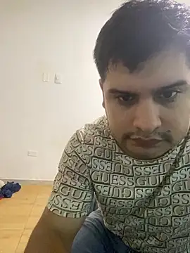 MenSexPeru online show from May 13, 2026, 5:47 am