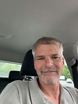 Snapshot of Thor-82 chatting on June 25, 2026, 8:41 am Thor-82 online show from June 25, 2026, 8:41 am