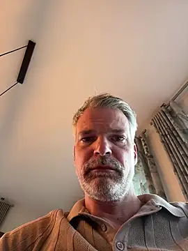 Snapshot of Thor-82 chatting on June 29, 2026, 5:25 am Thor-82 online show from June 29, 2026, 5:25 am
