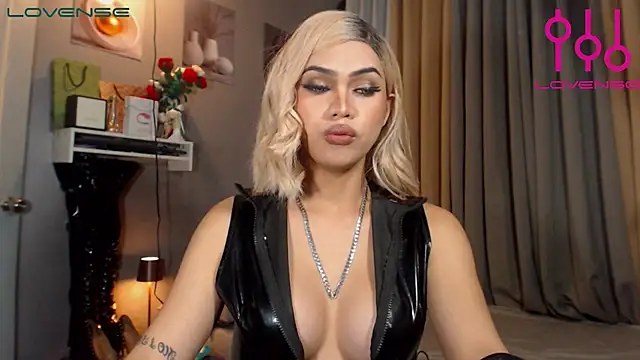 Lexi ThunderFuck online show from June 24, 2026, 9:30 am