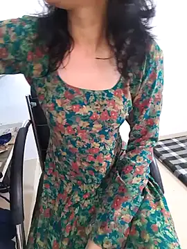 Snapshot of zoya_baby_ chatting on July 13, 2026, 4:23 am zoya baby online show from July 13, 2026, 4:23 am