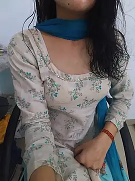 Snapshot of zoya_baby_ chatting on July 2, 2026, 4:29 am zoya baby online show from July 2, 2026, 4:29 am