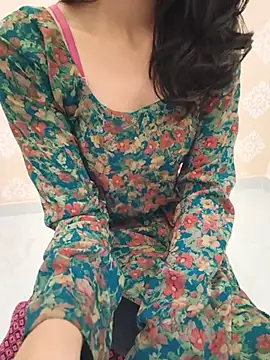 Snapshot of zoya_baby_ chatting on July 30, 2026, 4:33 am zoya baby online show from July 30, 2026, 4:33 am