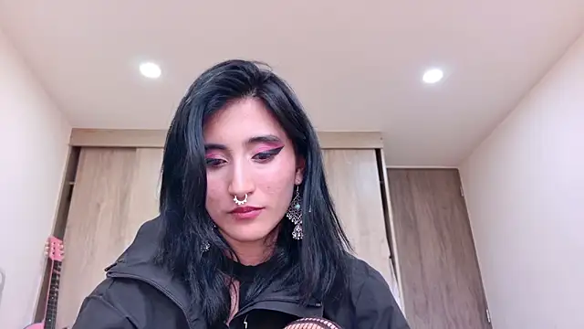 Snapshot of Lunapage_ chatting on June 20, 2026, 8:36 pm Lunapage online show from June 20, 2026, 8:36 pm