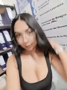 JENNIFER  03 online show from June 27, 2026, 4:46 pm