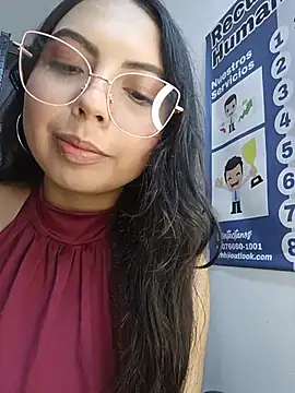 JENNIFER  03 online show from August 4, 2026, 4:55 pm
