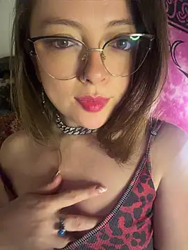 Lilith Desire online show from June 3, 2026, 2:33 pm