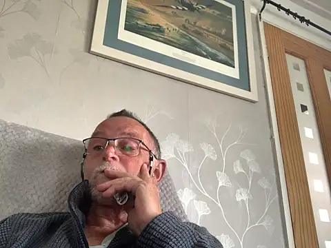 Moonraker64 online show from May 17, 2026, 2:17 pm