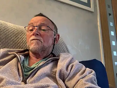 Moonraker64 online show from May 18, 2026, 6:56 pm