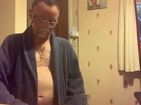 Moonraker64 online show from May 29, 2026, 4:18 am