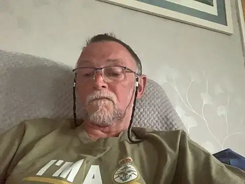 Moonraker64 online show from May 27, 2026, 7:32 pm