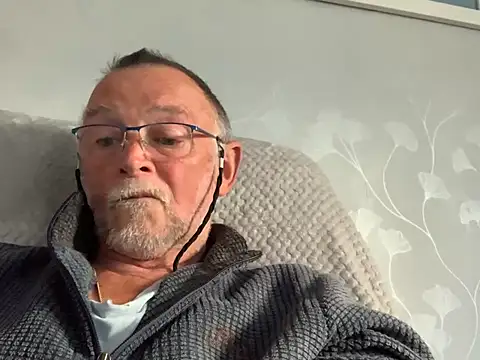 Moonraker64 online show from May 14, 2026, 7:00 pm