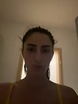 OliviaBaby- online show from August 4, 2026, 9:30 pm