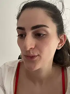 OliviaBaby- online show from July 8, 2026, 2:18 pm
