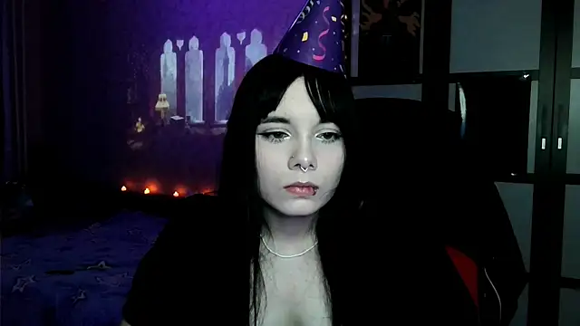 gothicq online show from June 2, 2026, 6:08 pm