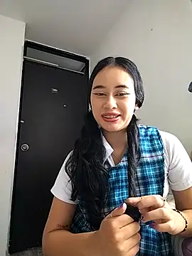 Snapshot of L0lita_Emi12 chatting on June 19, 2026, 9:09 pm L0lita Emi12 online show from June 19, 2026, 9:09 pm