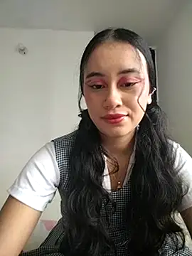 Snapshot of L0lita_Emi12 chatting on June 27, 2026, 7:20 pm L0lita Emi12 online show from June 27, 2026, 7:20 pm