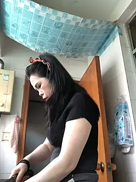 nidejiejie online show from May 8, 2026, 12:25 am