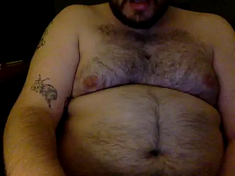 dirtyspitbearwhrrr online show from May 5, 2026, 10:35 pm
