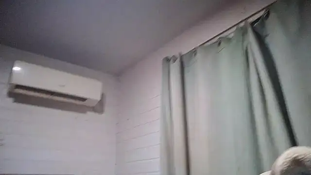 Snapshot of Karita93 chatting on July 31, 2026, 4:23 am Karita93 online show from July 31, 2026, 4:23 am