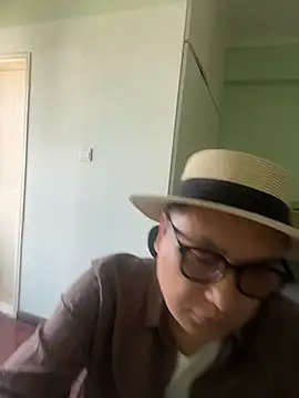mrcake666 online show from June 13, 2026, 7:28 am