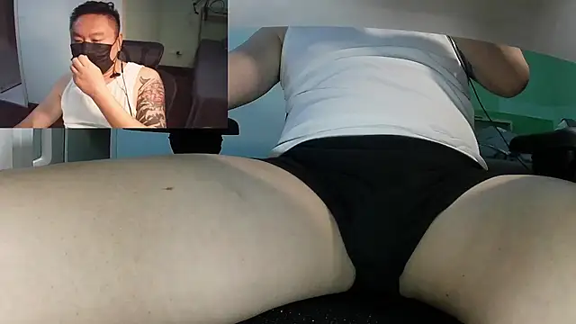 mrcake666 online show from May 20, 2026, 1:19 pm
