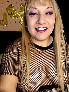 Venuss Milf online show from June 28, 2026, 10:32 am