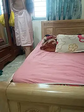 FlowerSexy95 online show from July 26, 2026, 5:36 am
