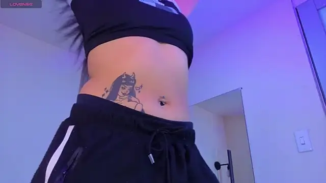 Ey Im simone  online show from August 5, 2026, 7:19 pm