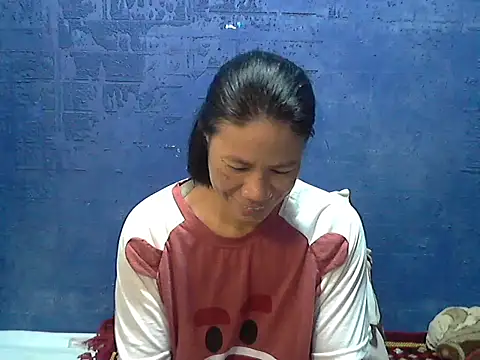 hotchilimom online show from October 12, 2025, 8:54 pm