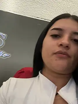 Xhelen 1 online show from June 20, 2026, 9:31 pm
