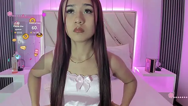 Anny bakers  online show from May 17, 2026, 11:32 am