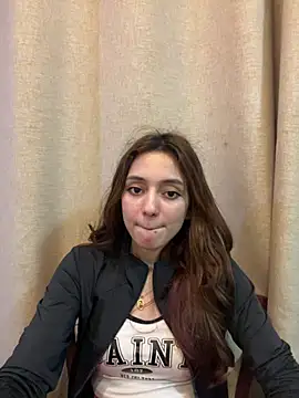 Snapshot of Lilywant chatting on June 1, 2026, 3:33 pm Lilywant online show from June 1, 2026, 3:33 pm