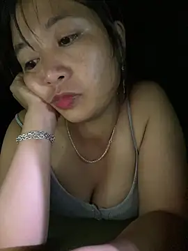 Snapshot of Tryphena chatting on July 9, 2026, 2:27 pm Tryphena online show from July 9, 2026, 2:27 pm