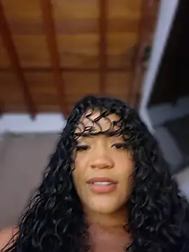 Alondra1810 online show from May 24, 2026, 9:58 pm
