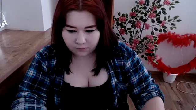 Snapshot of KarolinasHot chatting on June 20, 2026, 10:04 pm KarolinasHot online show from June 20, 2026, 10:04 pm