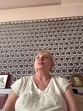 AnastasiaGrey777 online show from May 29, 2026, 7:58 am