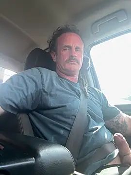 DreadlockDerek online show from May 6, 2026, 1:48 pm